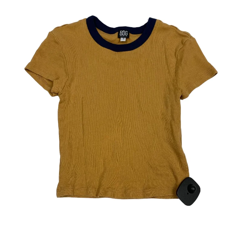 women's T-shirts with wrinkle-resistant materialBrown Top Short Sleeve Basic Bdg, Size S