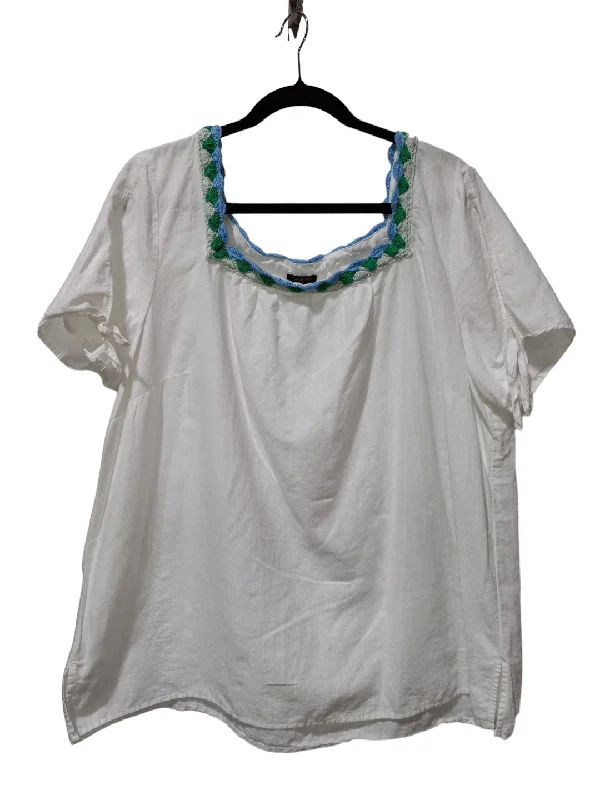 women's T-shirts for beach outingsWhite Top Short Sleeve Talbots, Size 2x