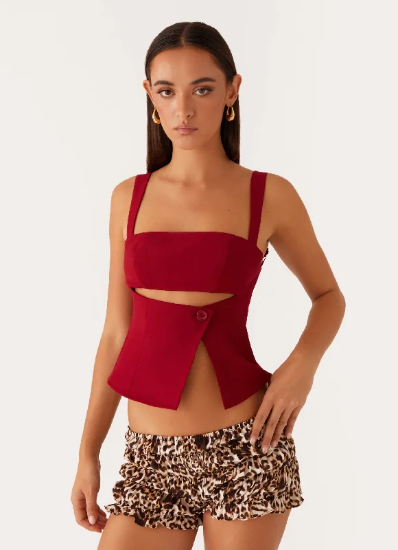 women's tops for those who value both quality and affordabilityPia Cut Out Top - Red