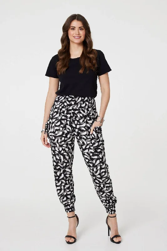 women's low-rise pantsFeather Print Harem Pants with Pockets