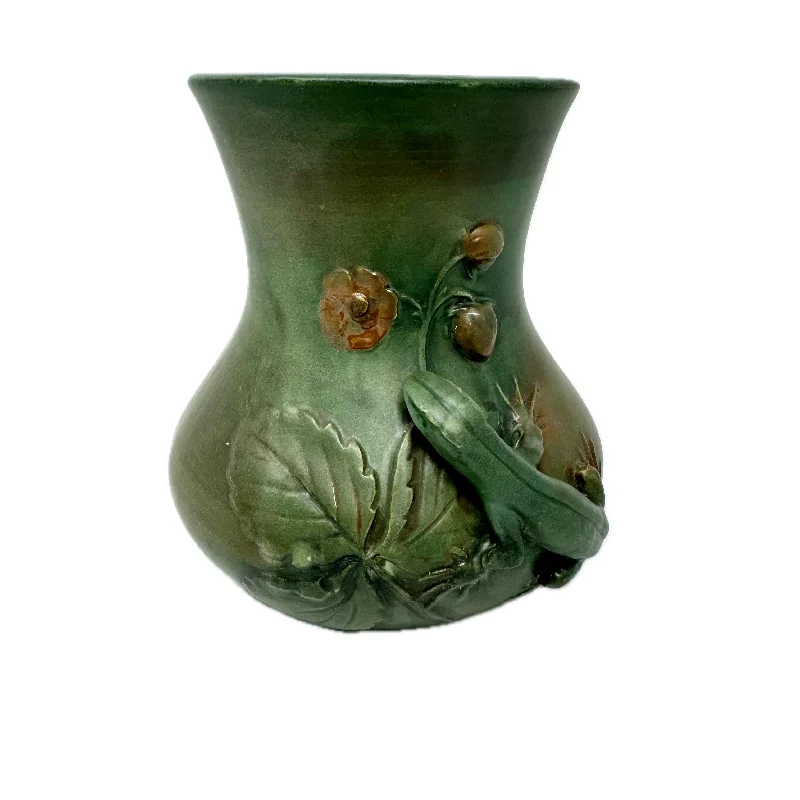 women's bespoke dressesWeller Kenova Vase with Lizard