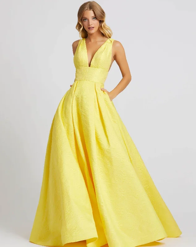 women's bell-sleeved dressesMac Duggal 67098 Prom Long Sleeveless Ball Gown